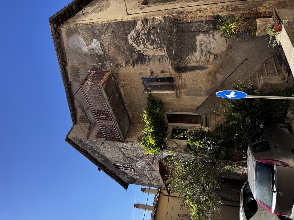 Facciata principale palazzina CV004